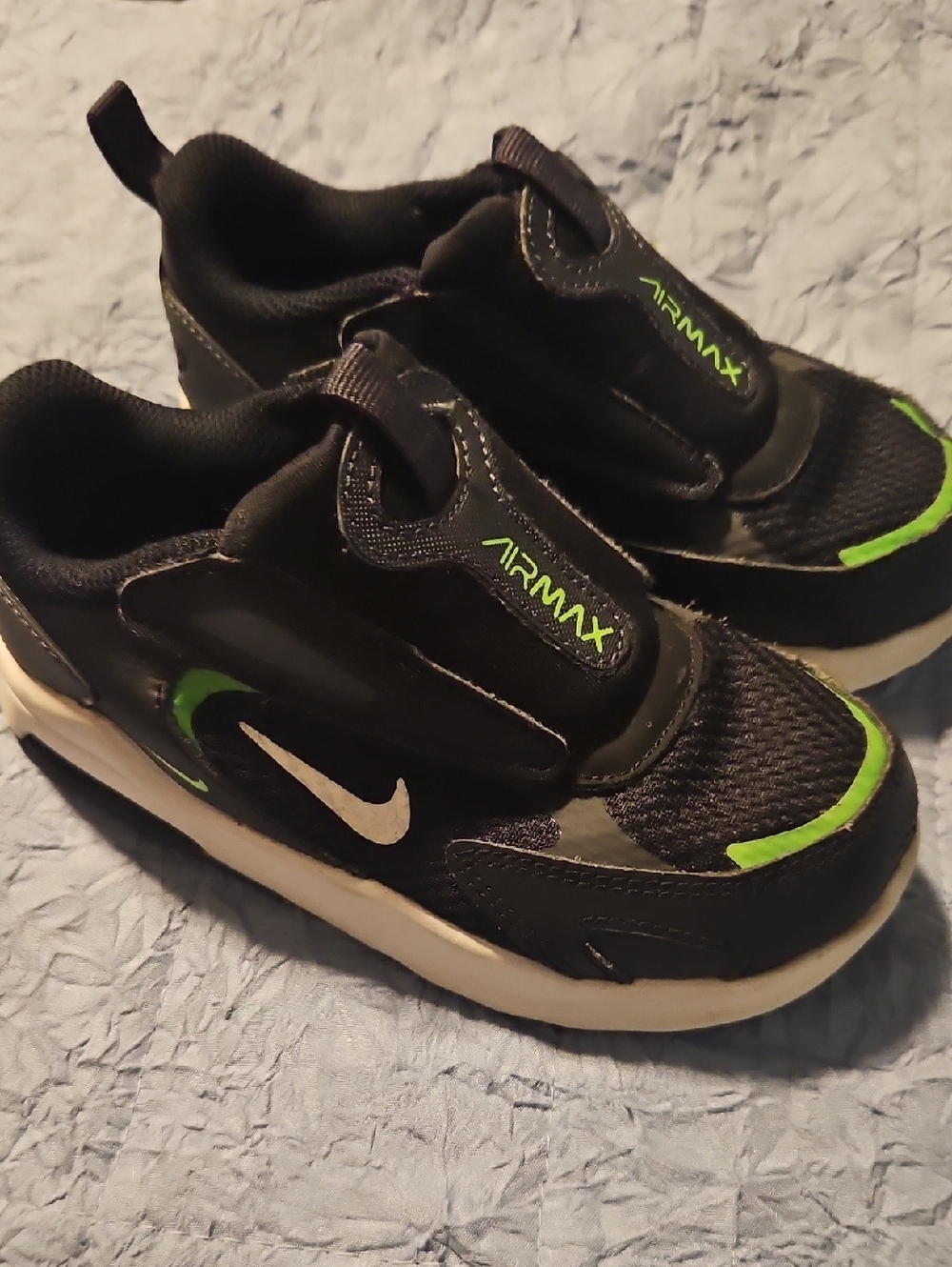 Nike Air Max Bolt Slip-On Sneakers